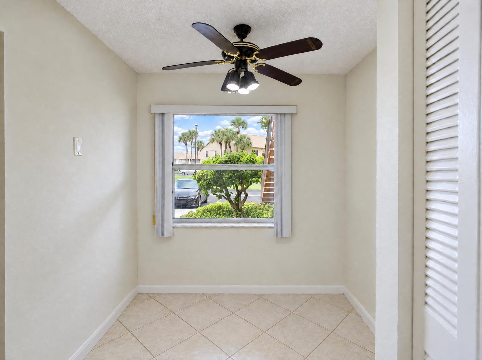 7915 WILLOW SPRING 1218 — photo 10