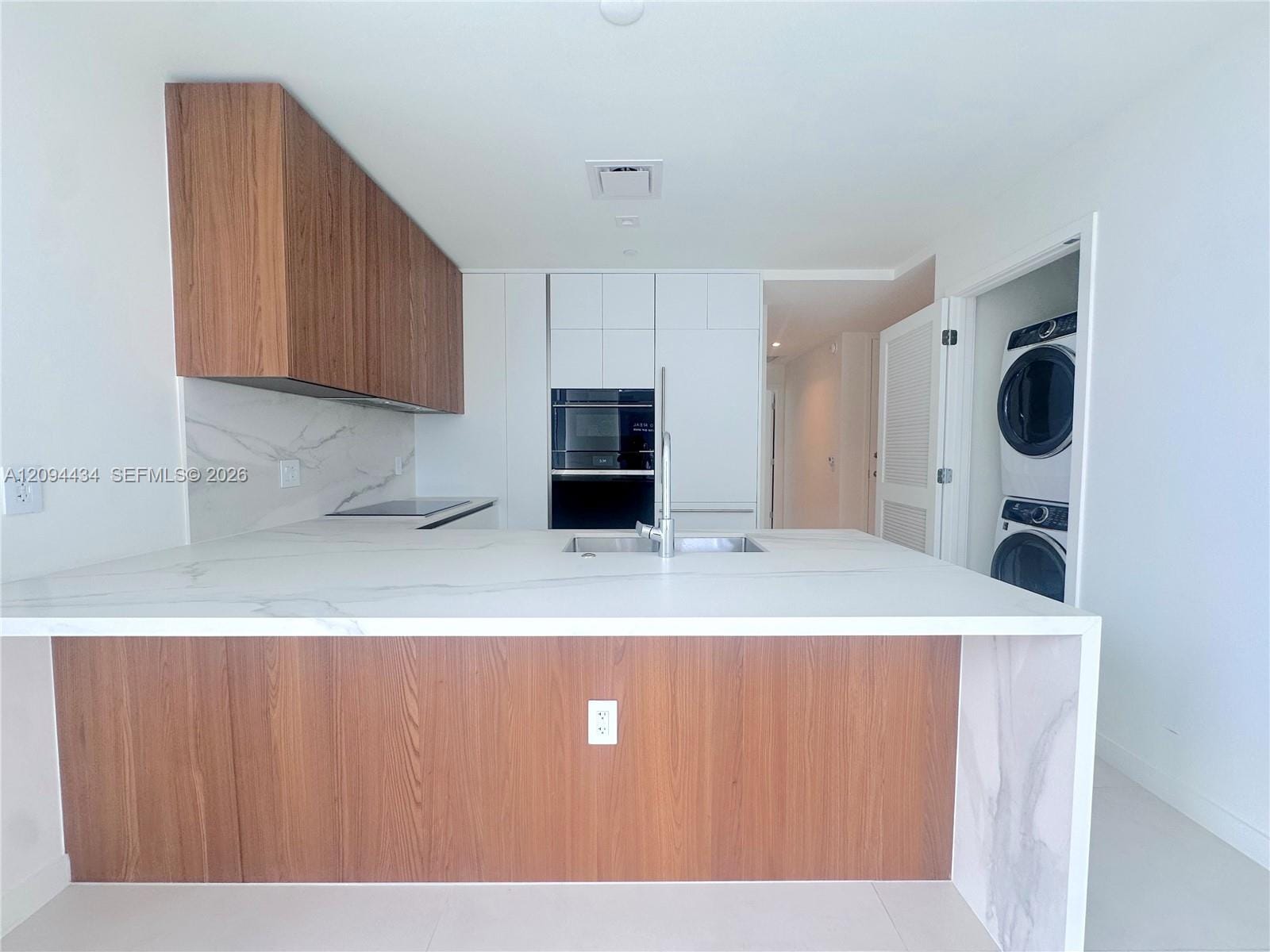 1400 Biscayne Boulevard 402, Miami, FL 33132 photo 2