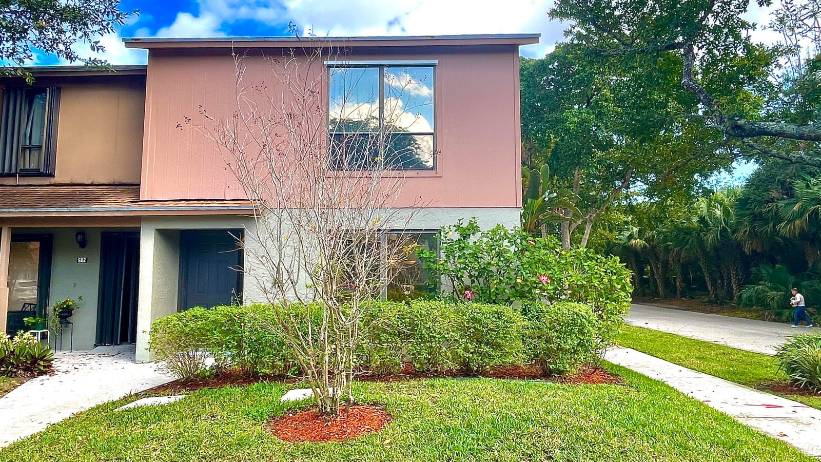 501 SANDTREE Drive, Palm Beach Gardens, FL 33403 photo 1