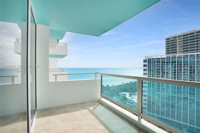 5101 Collins Avenue 11J, Miami Beach, FL 33140