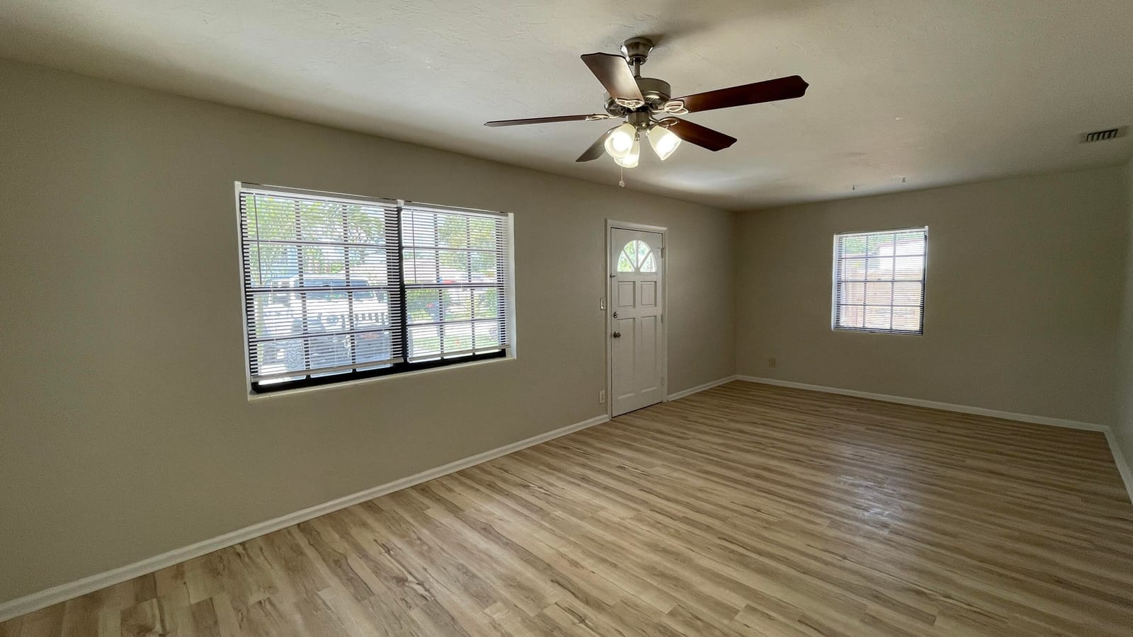 116 E CENTRAL Boulevard, Lantana, FL 33462 photo 13