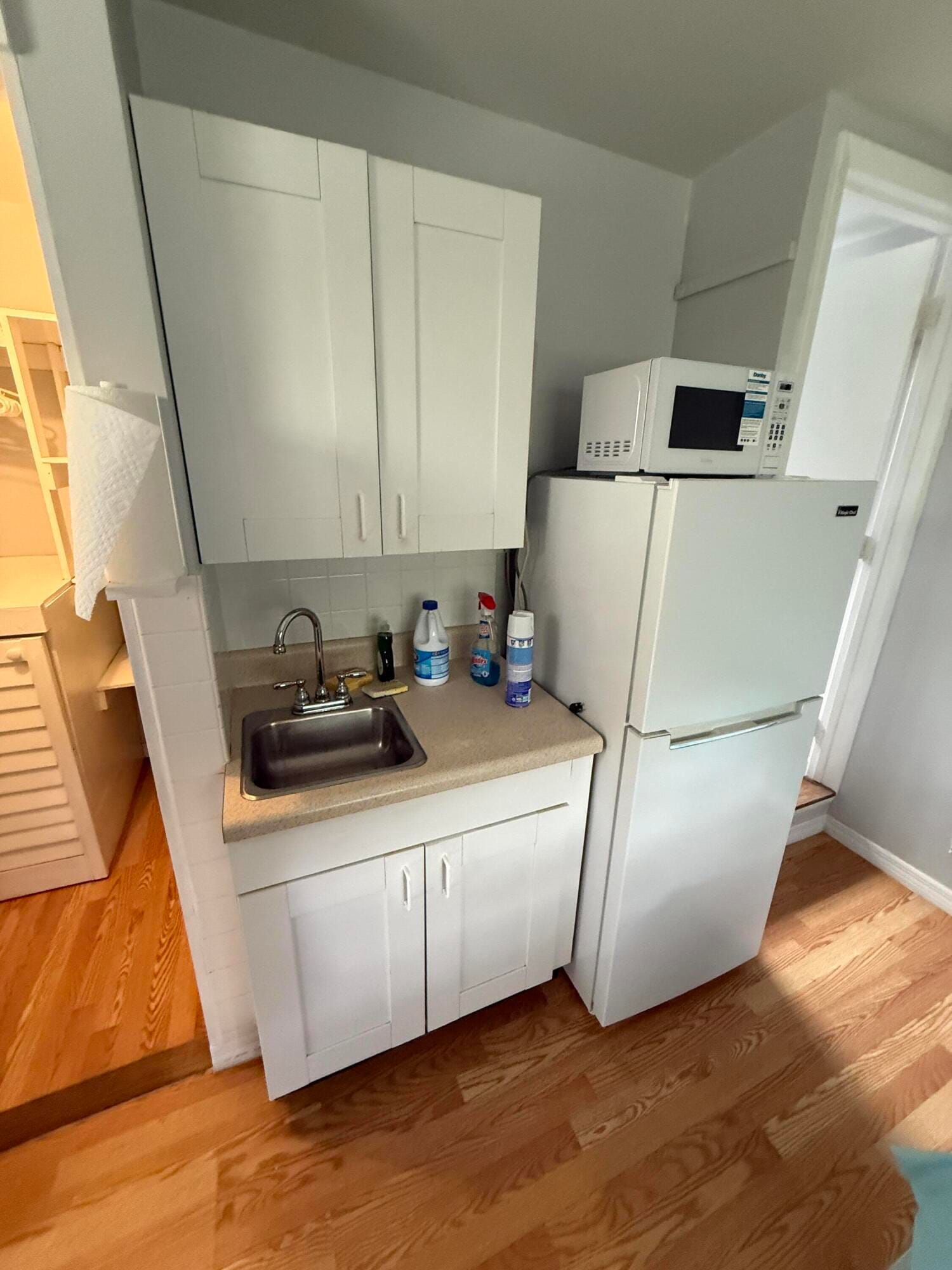 605 E Coast Avenue 3 — photo 2