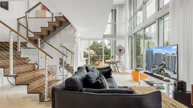 90 SW 3rd Street 308, Miami, FL 33130