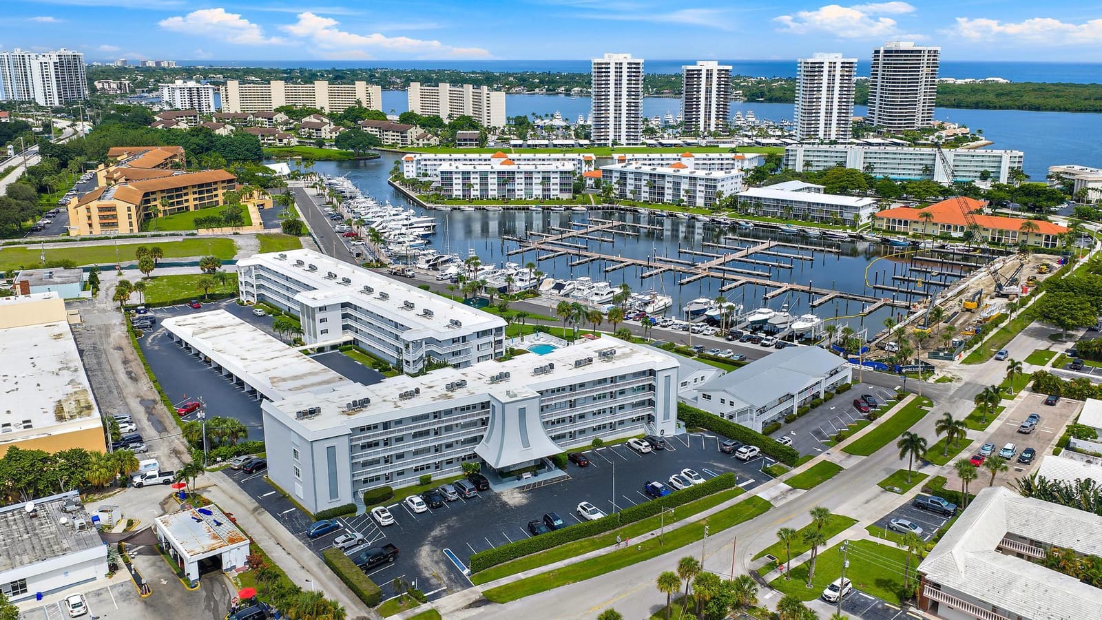 155 Yacht Club Drive 207, North Palm Beach, FL 33408 photo 21