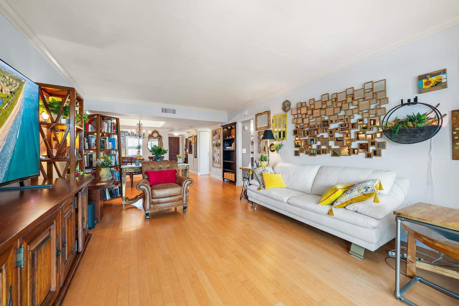 155 Yacht Club Drive 207 — photo 4