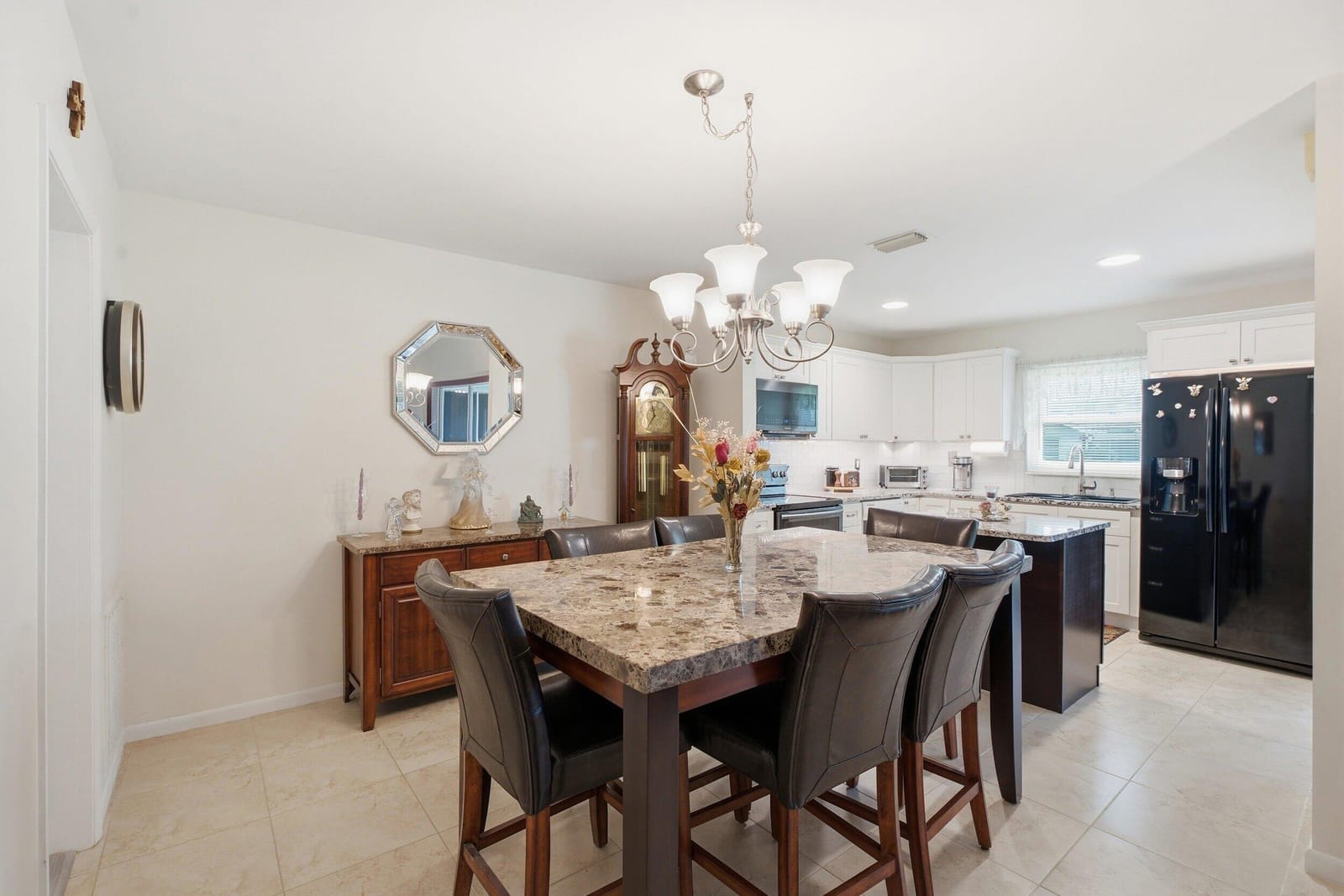 3310 SW Villa Place — photo 6