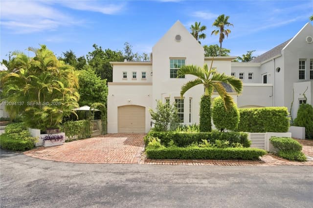 3141 Peachy Street 12, Miami, FL 33133
