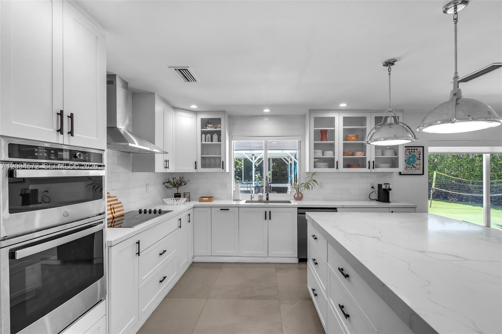 2471 NE 201st Street, Miami, FL 33180 photo 15