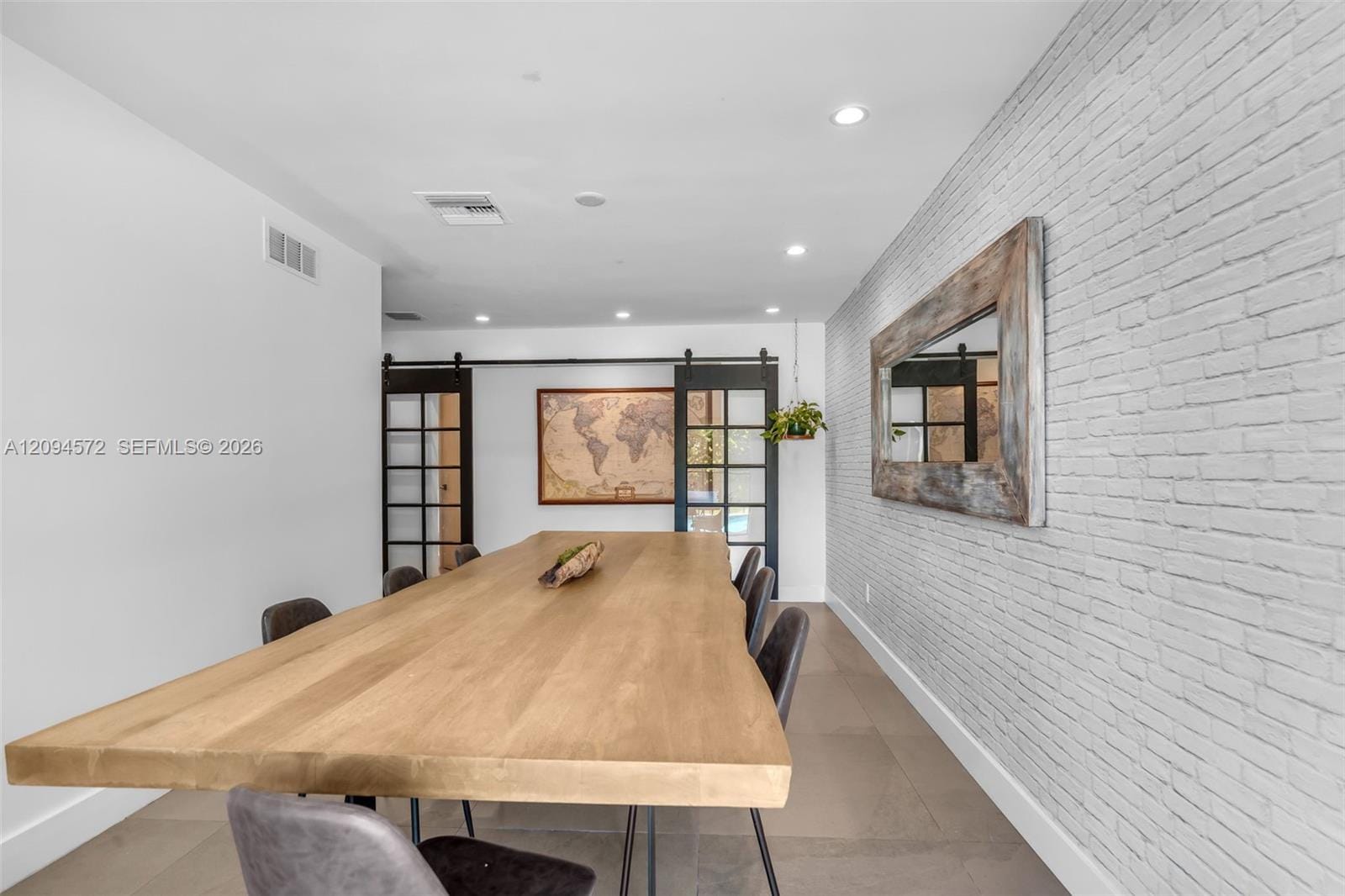 2471 NE 201st Street, Miami, FL 33180 photo 21