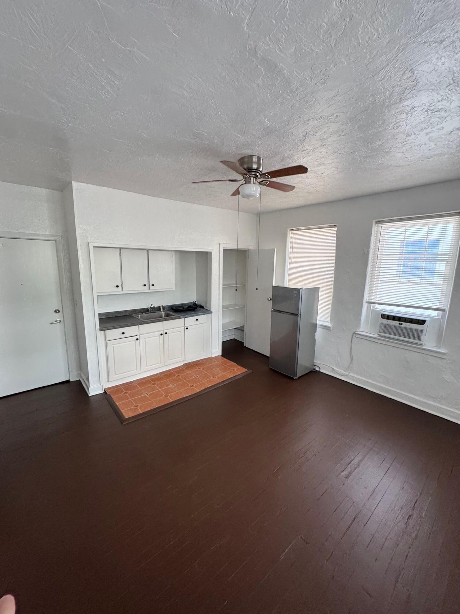 523 24th Street #11, West Palm Beach, FL 33407 photo 2