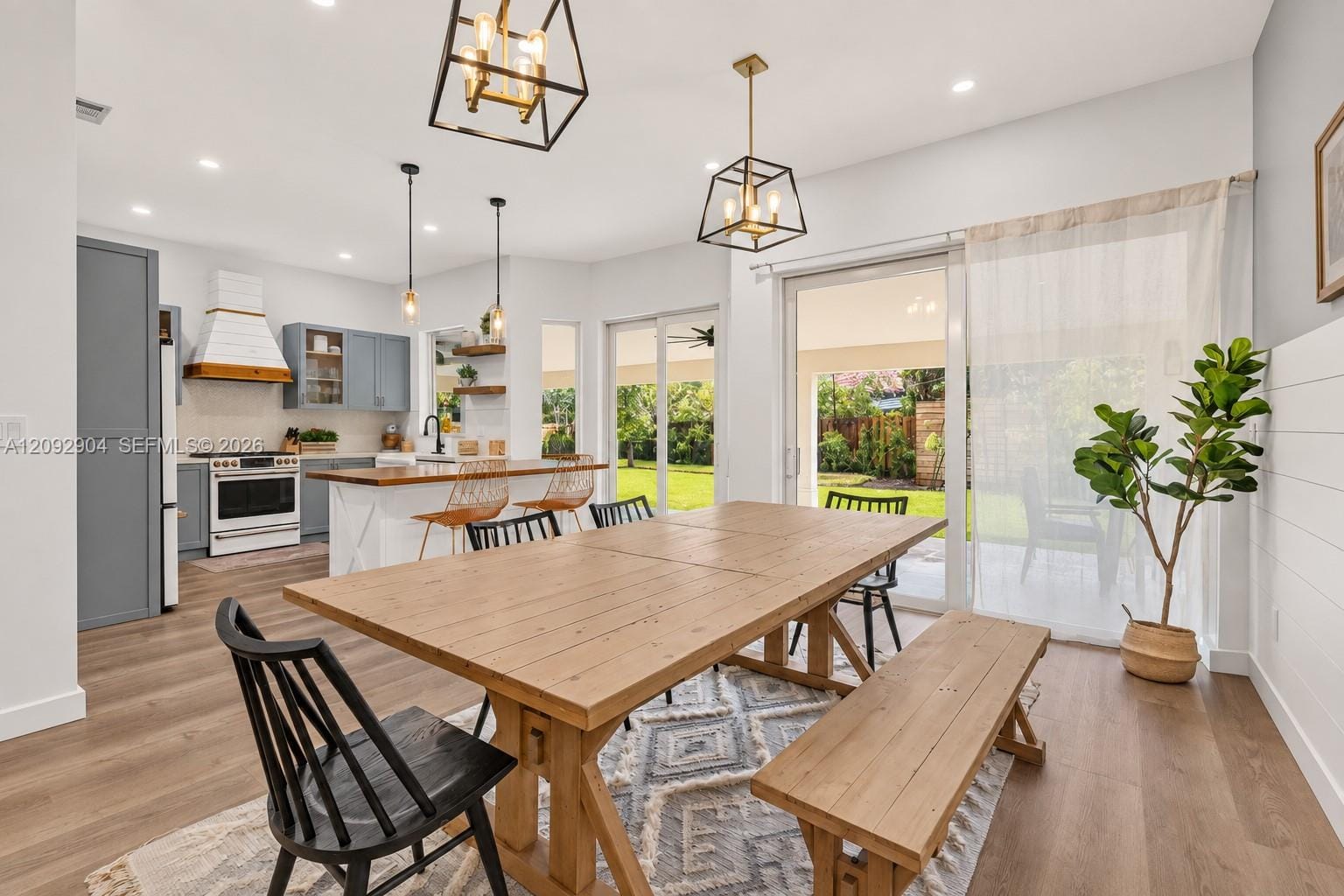 10600 NW 54th Street — photo 3