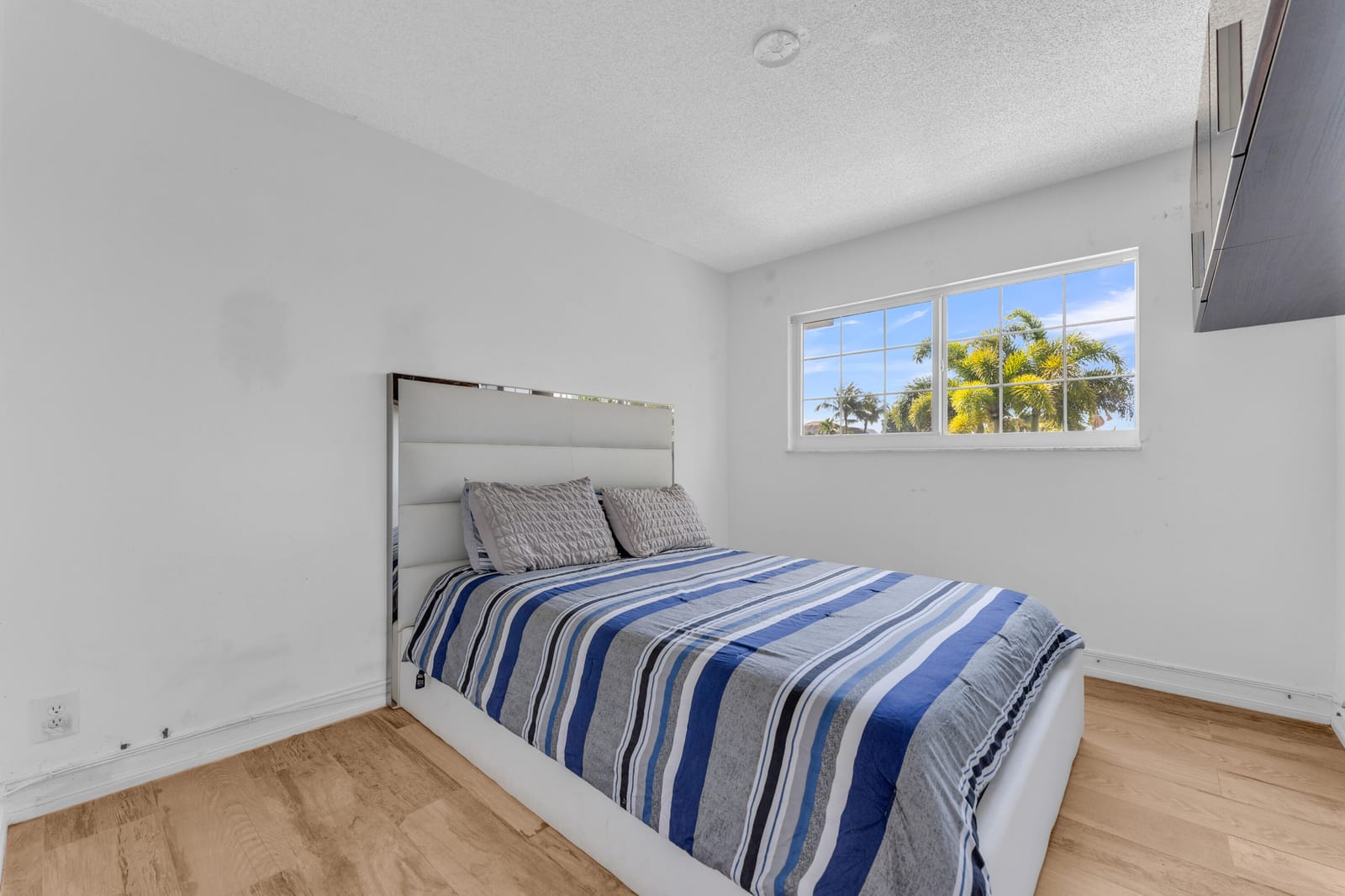 3004 NE 5th Terrace, Fort Lauderdale, FL 33334 photo 11