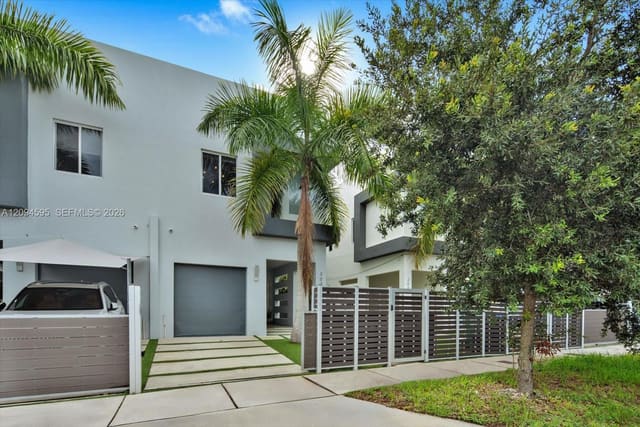 3079 Carter Street 3079, Miami, FL 33133