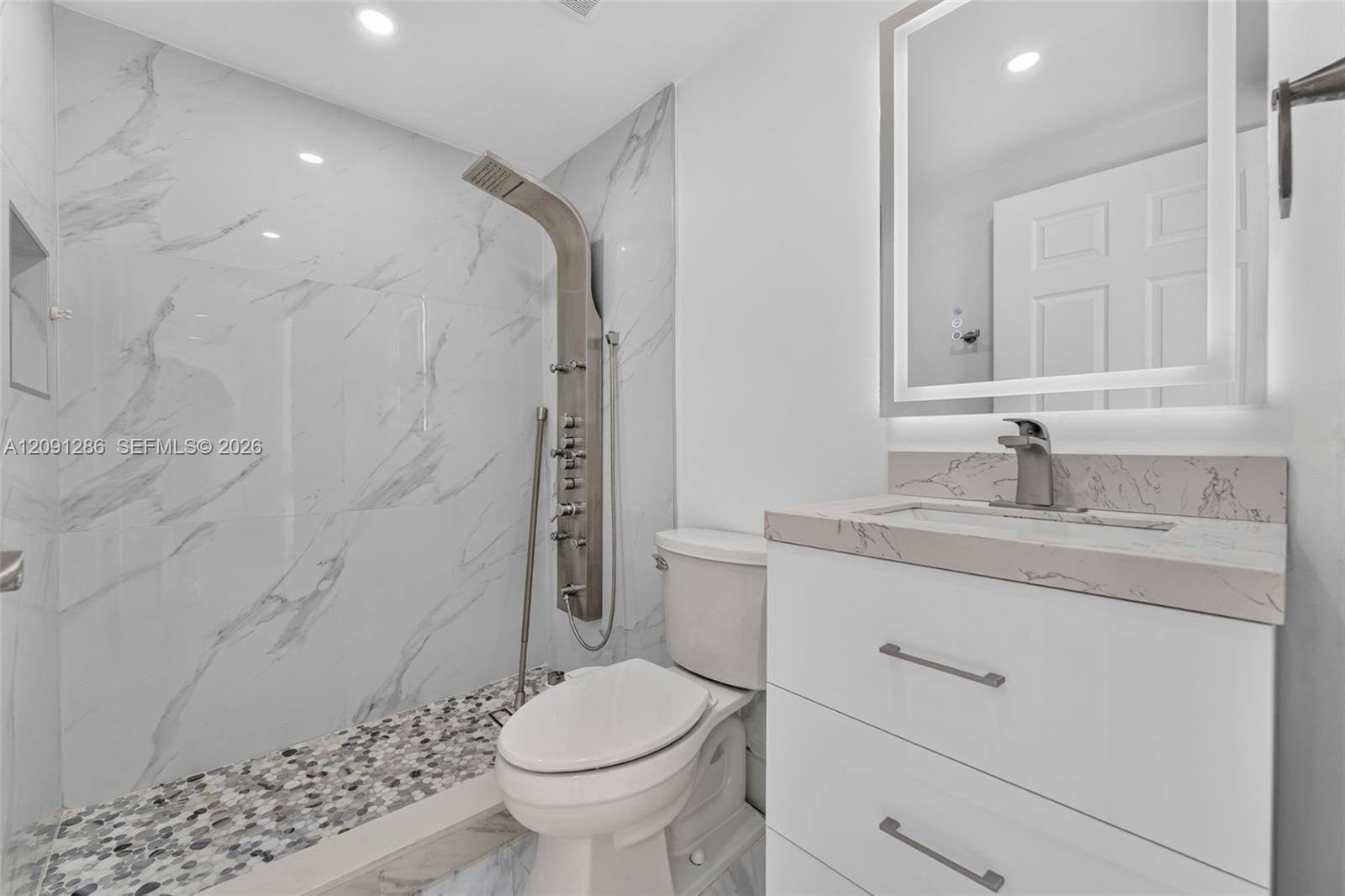 7221 NW 174th Terrace 102 — photo 3