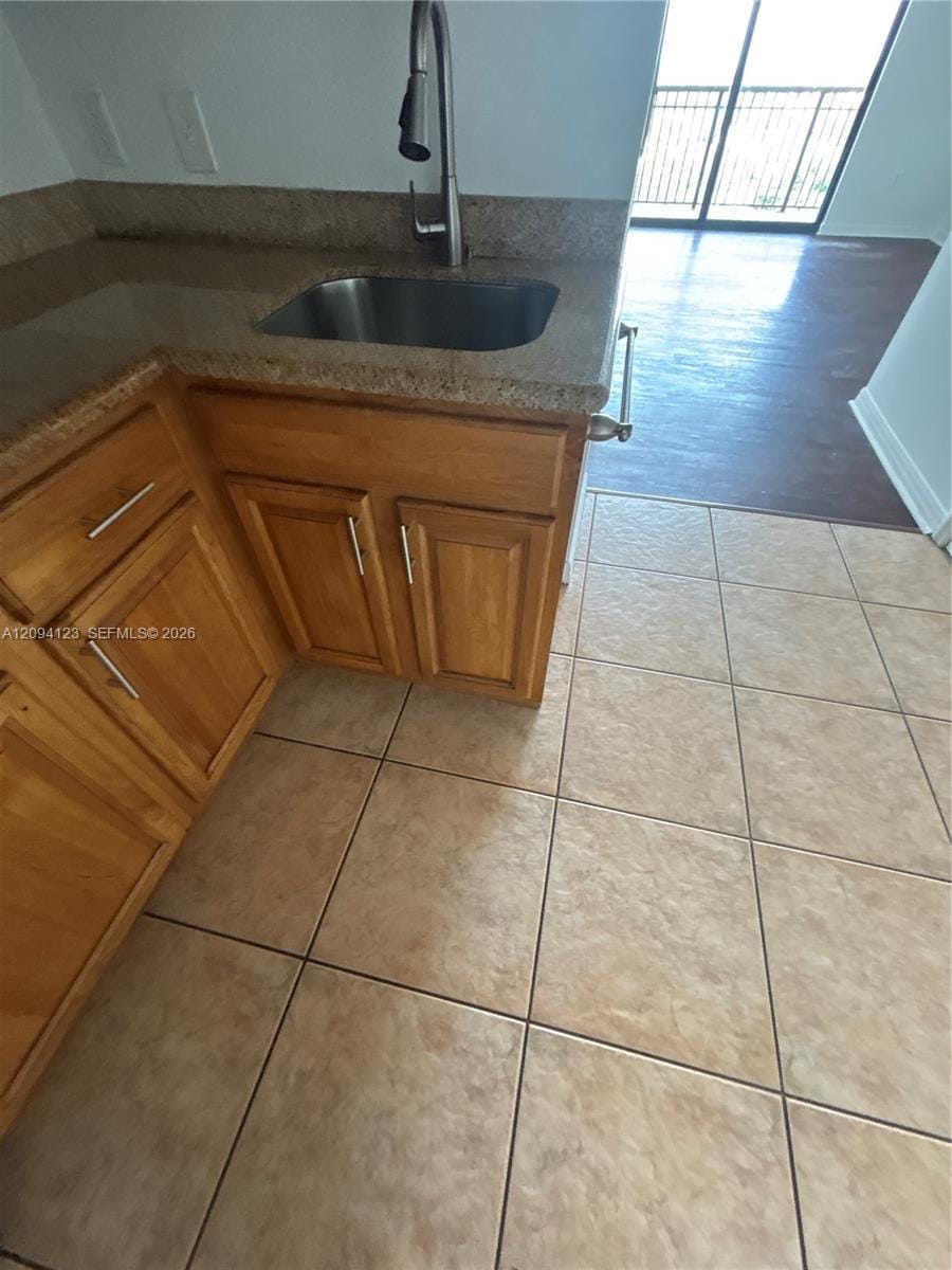 4242 NW 2nd Street 813 — photo 6