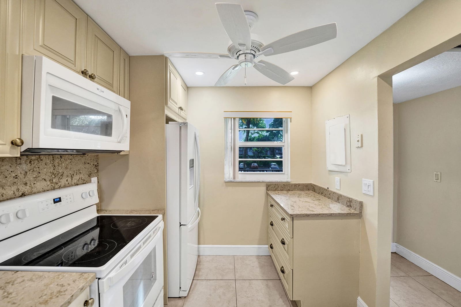 9460 Poinciana Place 203 — photo 11
