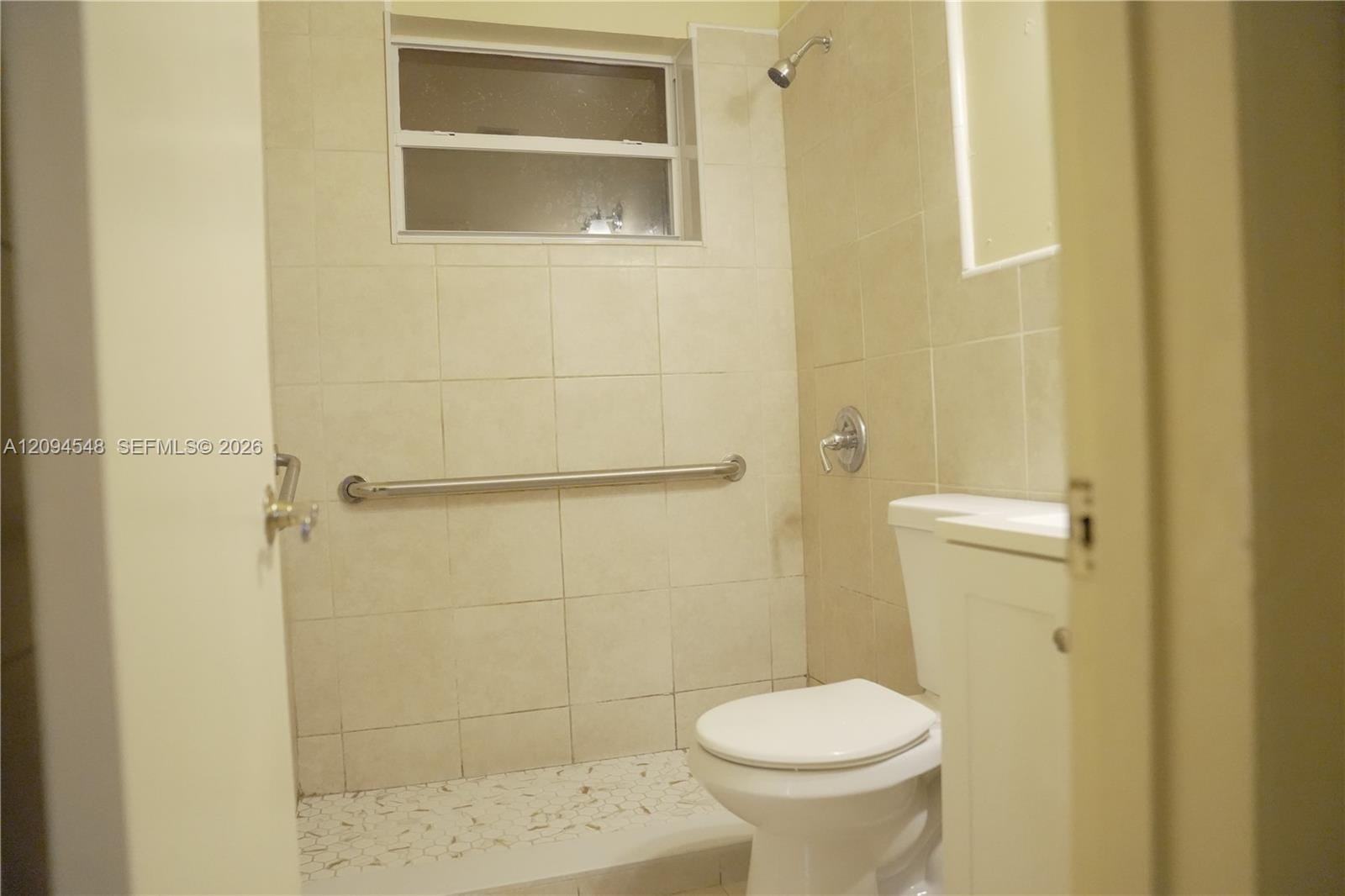 1230 W 35th Street — photo 3