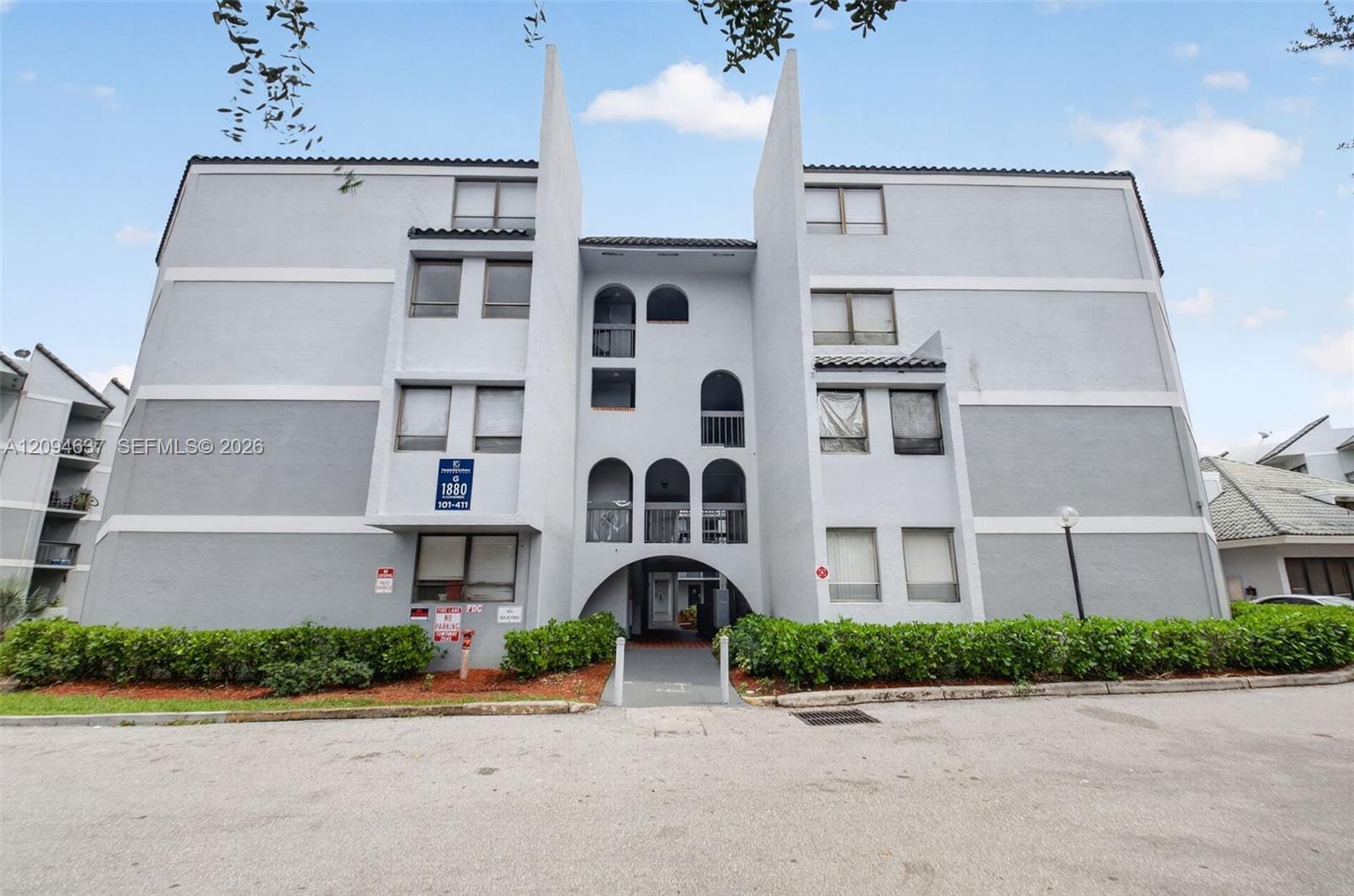 1880 N Congress Avenue 301
