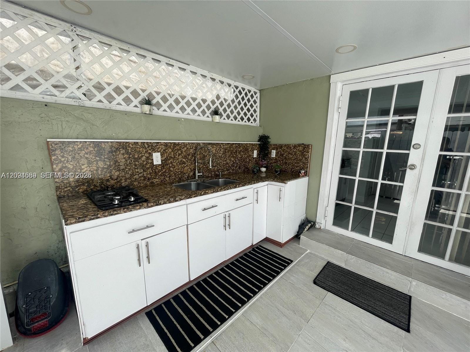 961 W 37th Terrace 30, Hialeah, FL 33012 photo 14