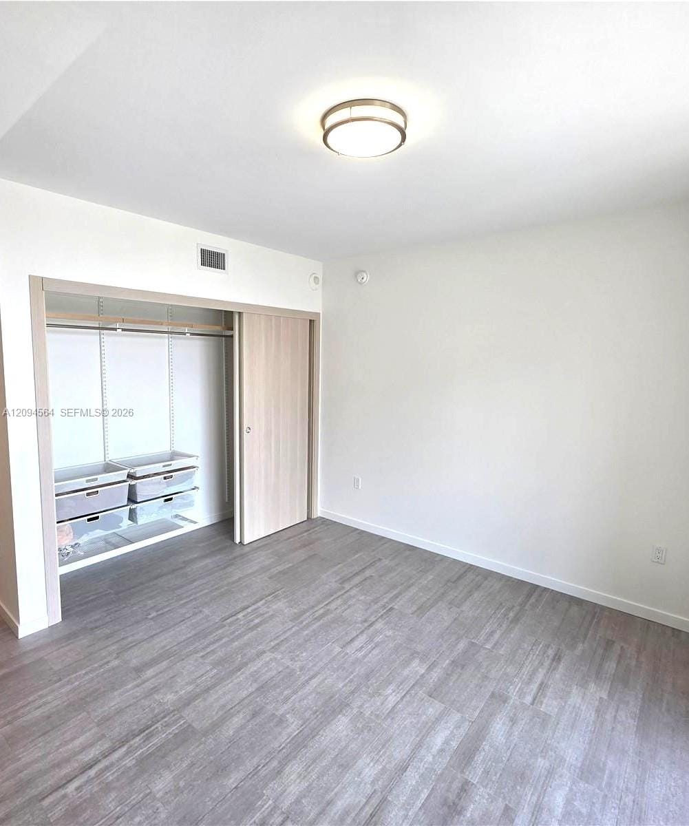 1000 Brickell Plaza 2304, Miami, FL 33131 photo 17