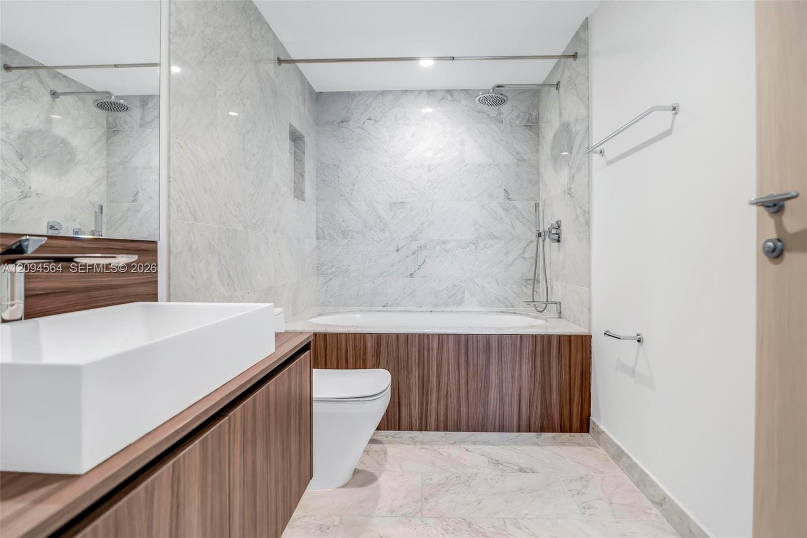 1000 Brickell Plaza 2304, Miami, FL 33131 photo 20