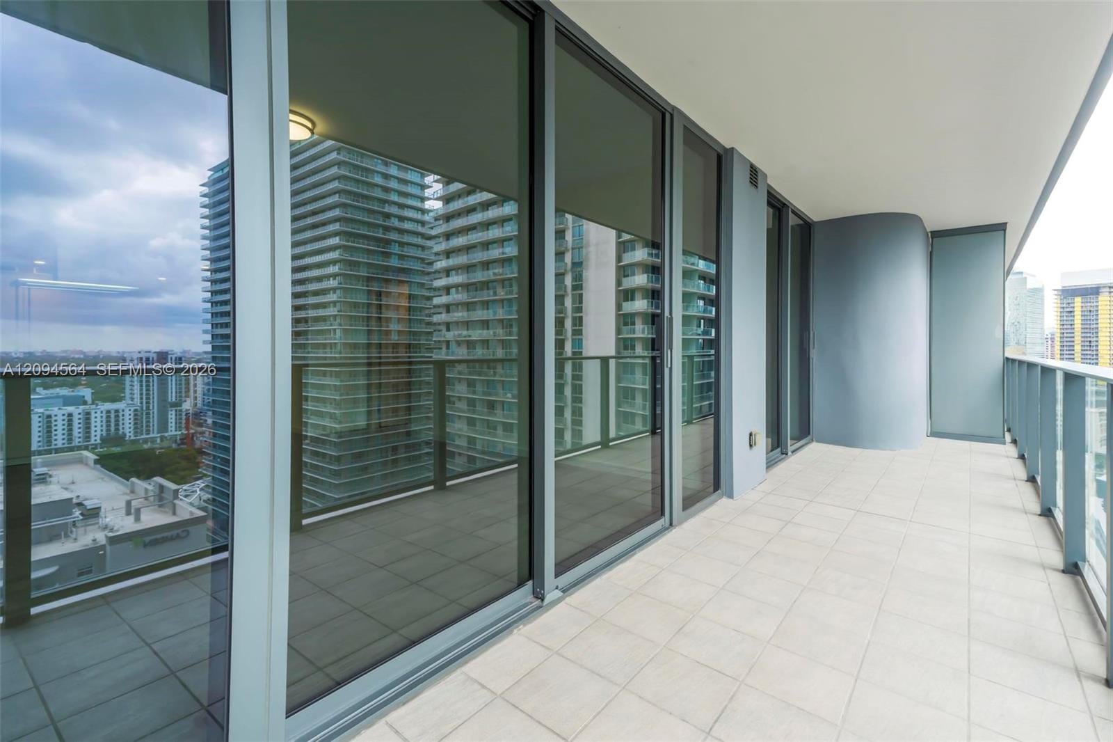 1000 Brickell Plaza 2304 — photo 5