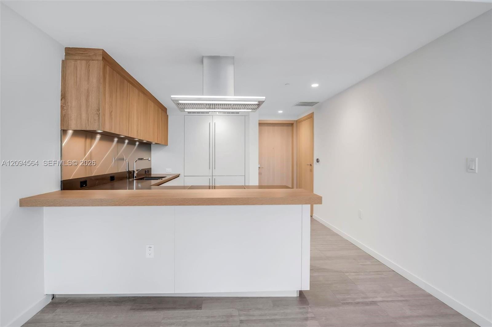 1000 Brickell Plaza 2304 — photo 10