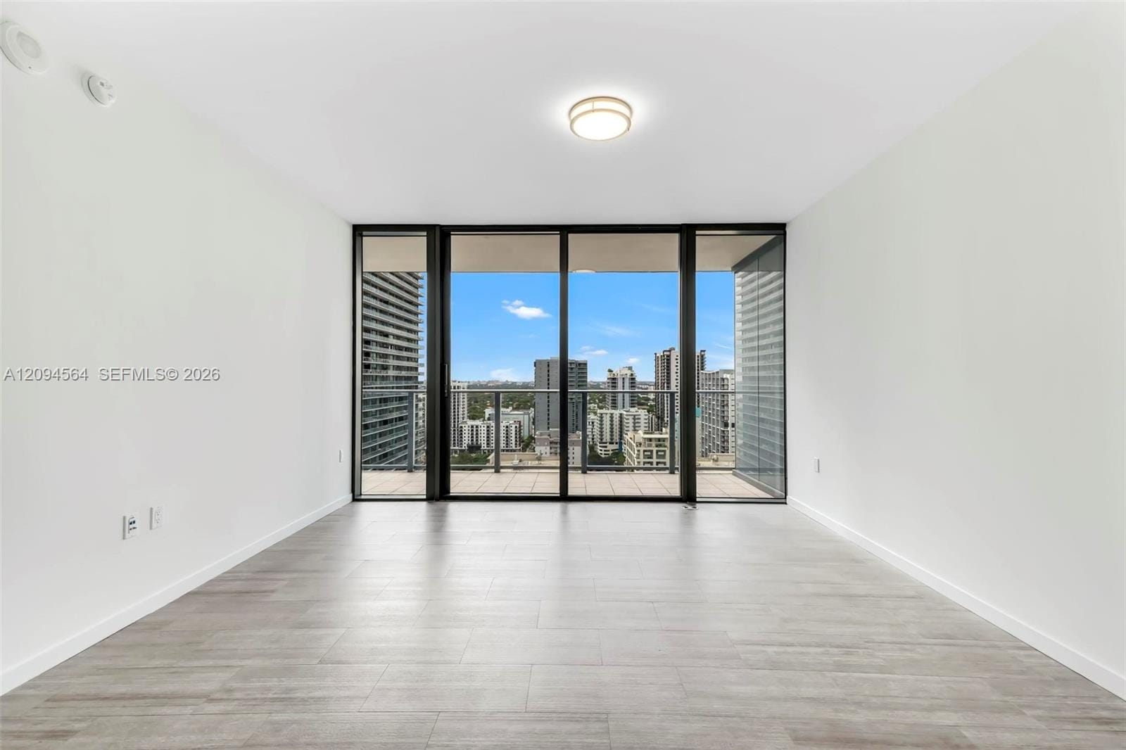 1000 Brickell Plaza 2304