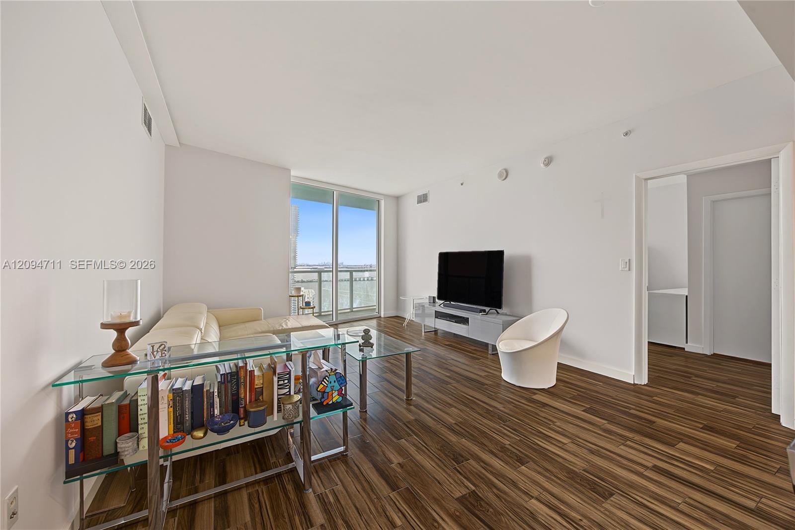 1900 N Bayshore Drive 3604 — photo 7
