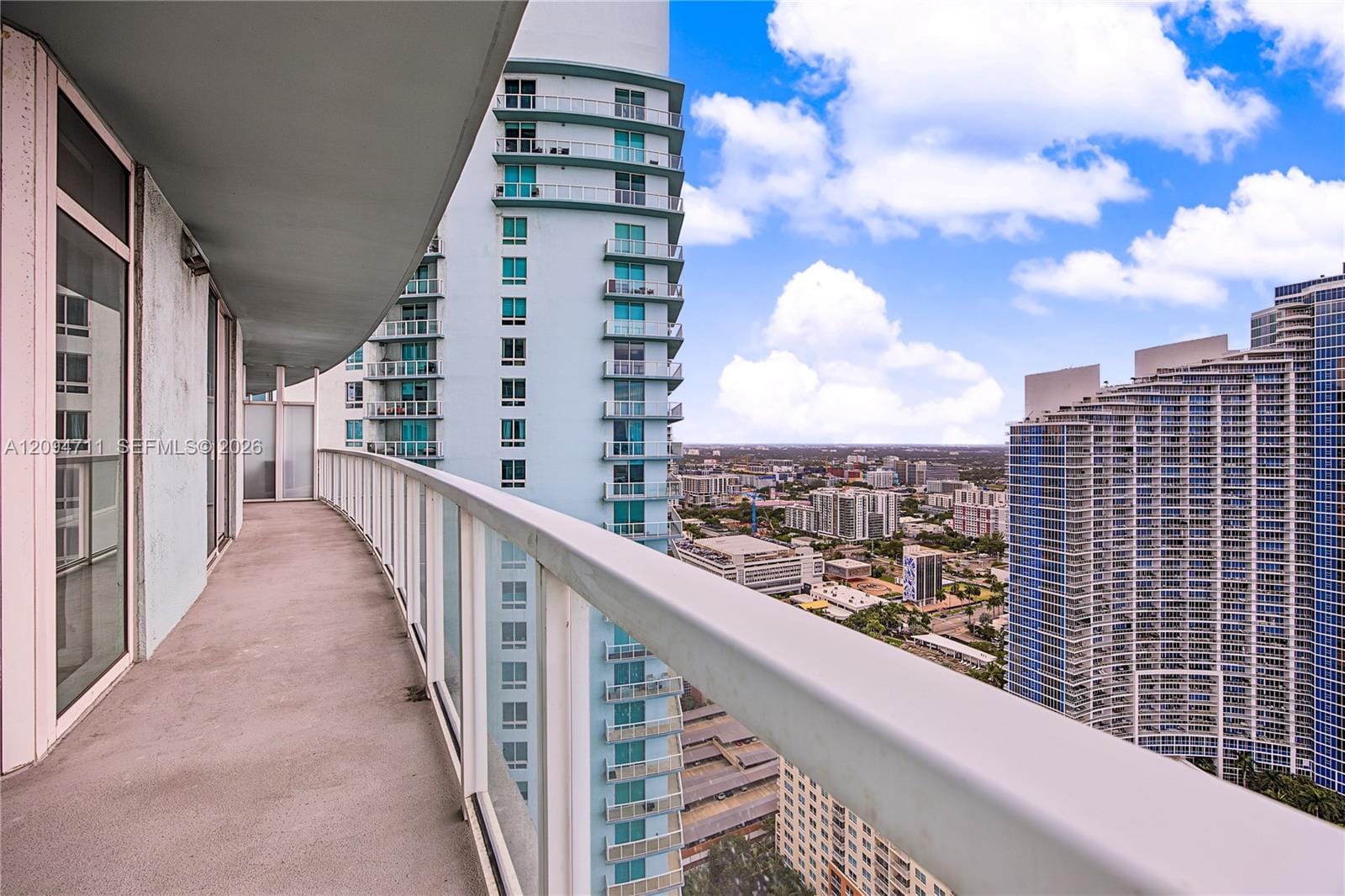 1900 N Bayshore Drive 3604 — photo 9