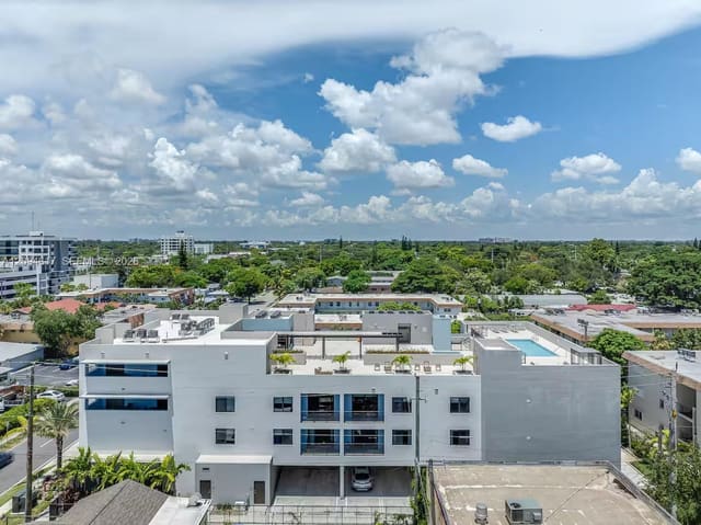 2201 Polk Street 202, Hollywood, FL 33020