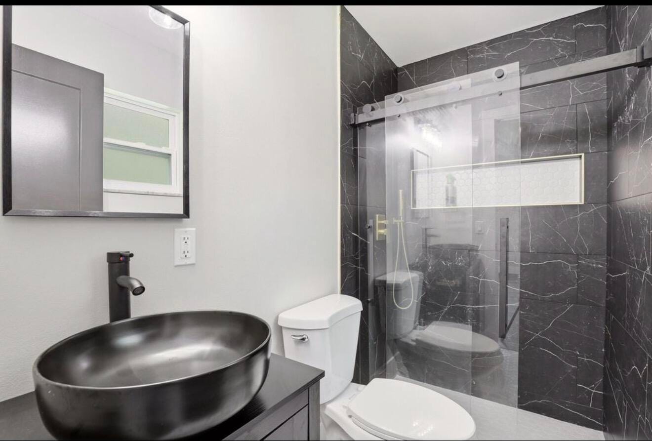 15409 Los Angeles Drive — photo 5
