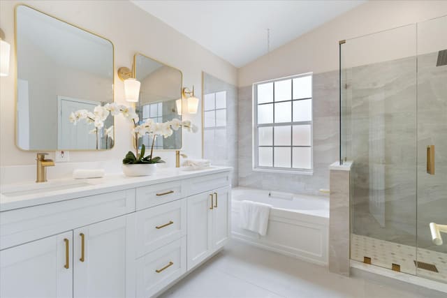 8266 Via Serena, Boca Raton, FL 33433