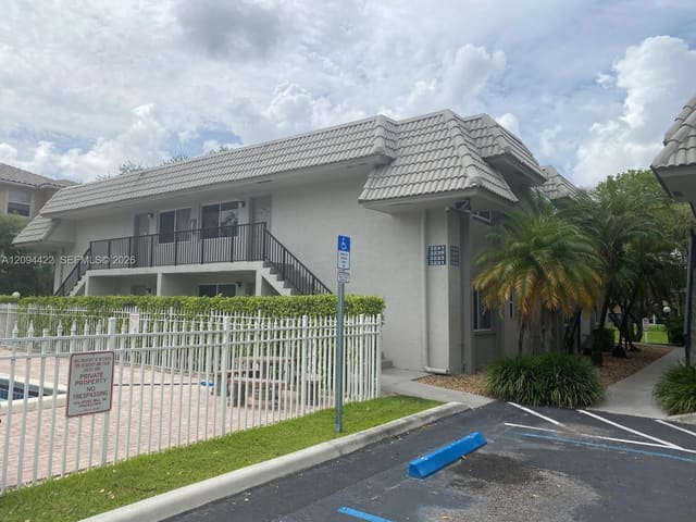3231 NW 102nd Terrace 3231, Coral Springs, FL 33065