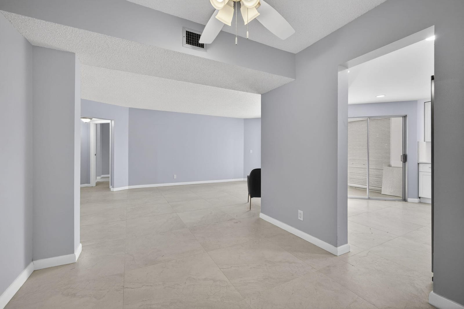 3590 Via Poinciana 202, Lake Worth, FL 33467 photo 25