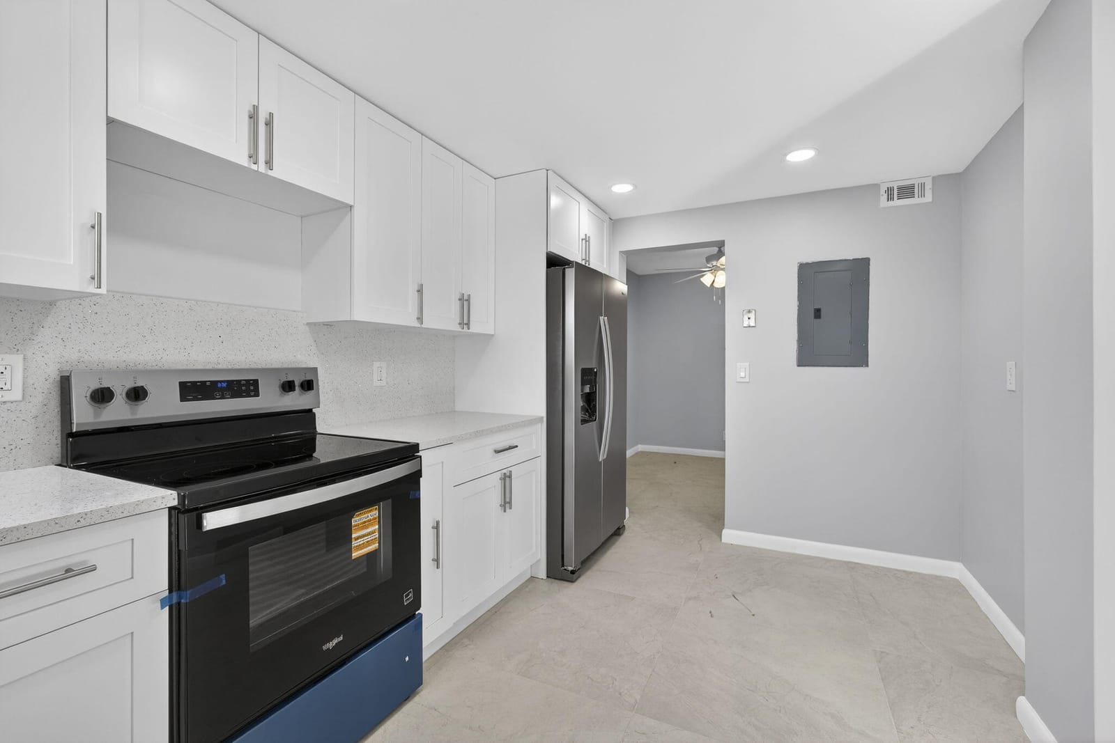 3590 Via Poinciana 202, Lake Worth, FL 33467 photo 29