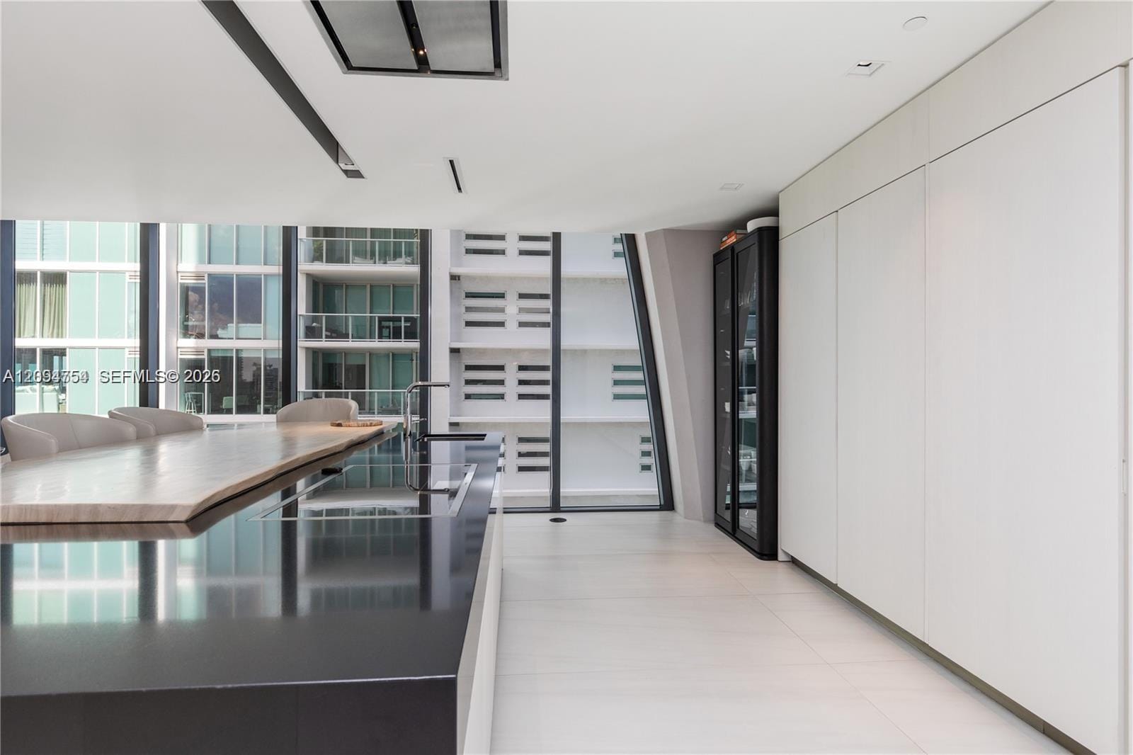 1000 Biscayne Boulevard 3502, Miami, FL 33132 photo 18