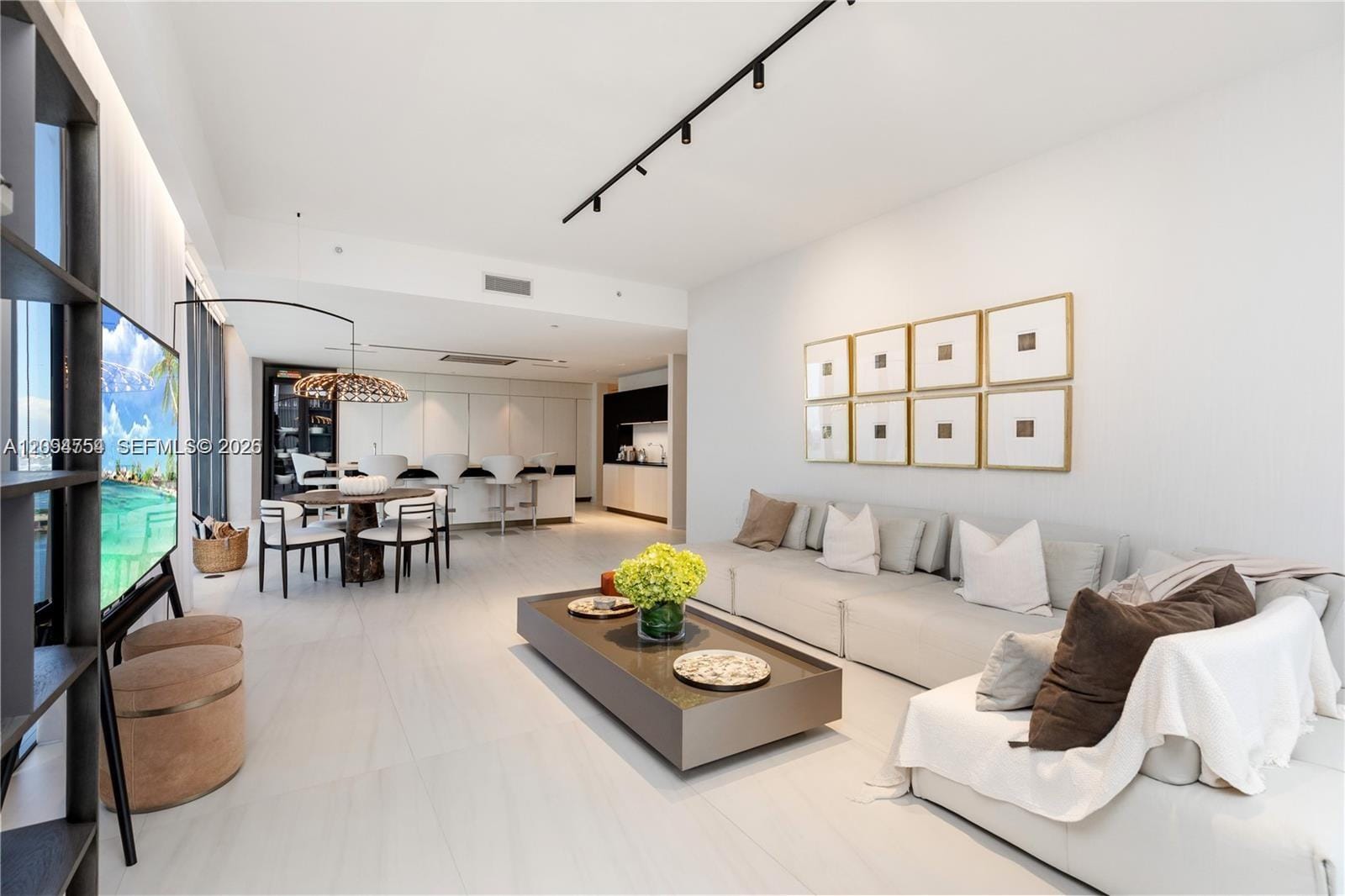 1000 Biscayne Boulevard 3502, Miami, FL 33132 photo 25