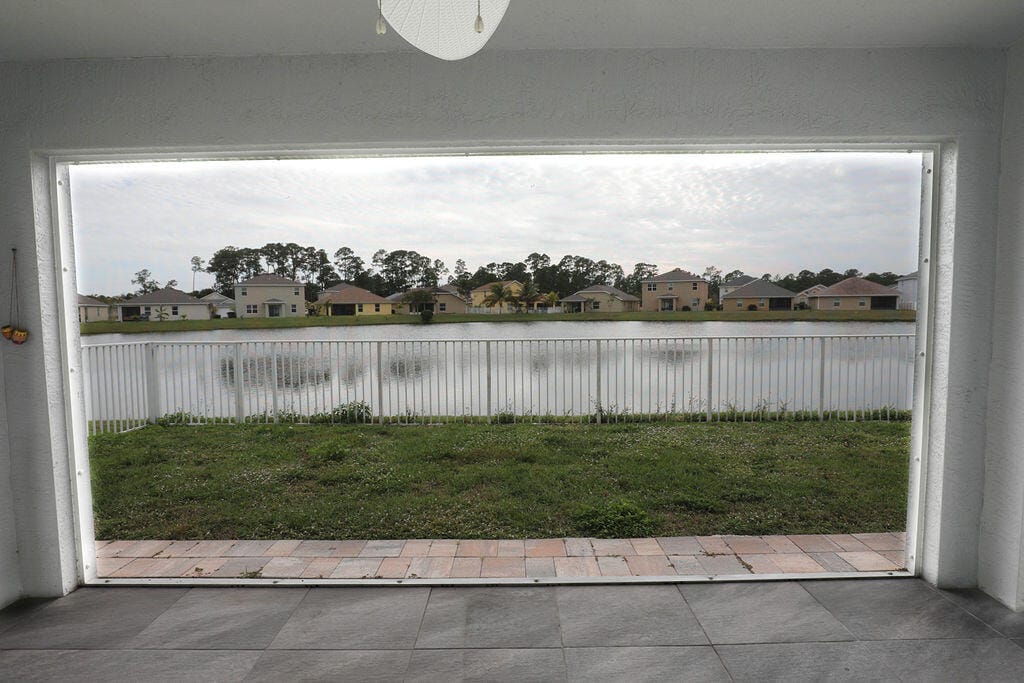 9725 Starboard Drive — photo 8