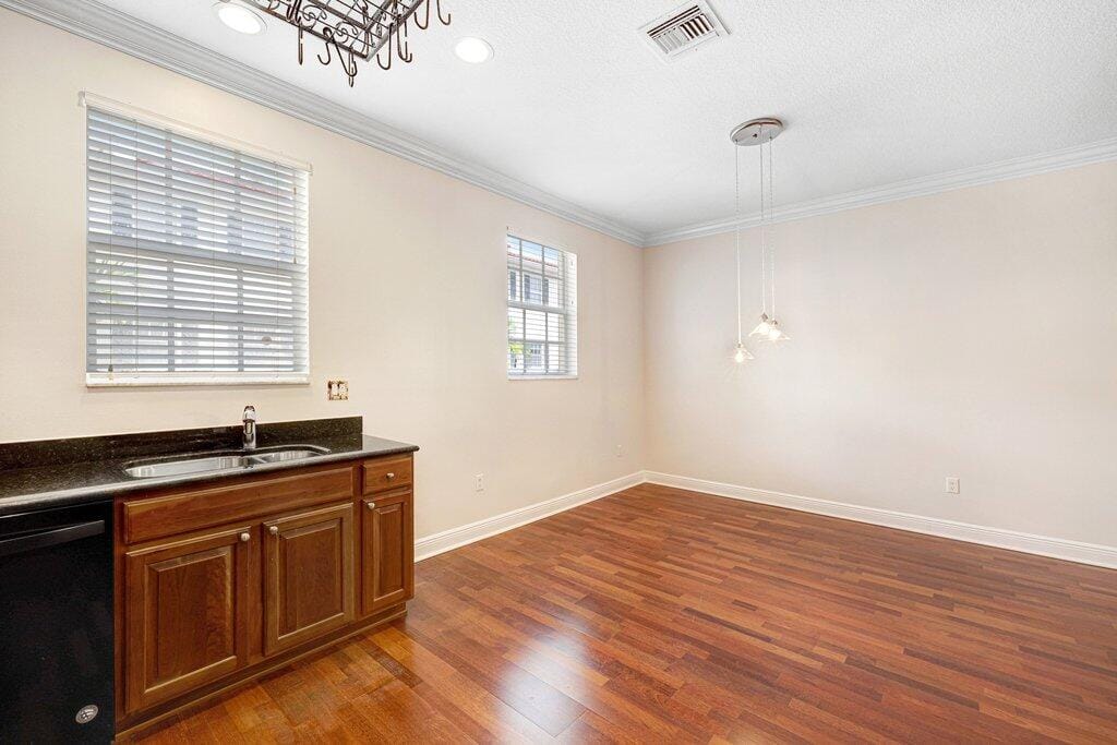 2502 N DIXIE Highway 39 — photo 11