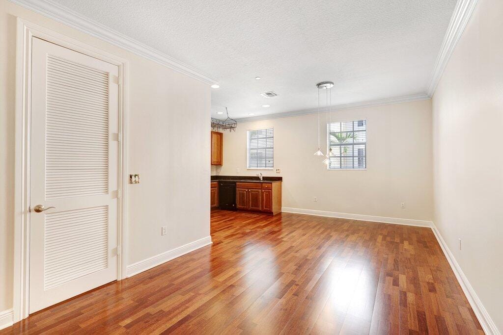 2502 N DIXIE Highway 39 — photo 8