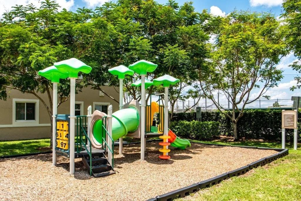 826 DAKOTA Drive 102, Jupiter, FL 33458 photo 20