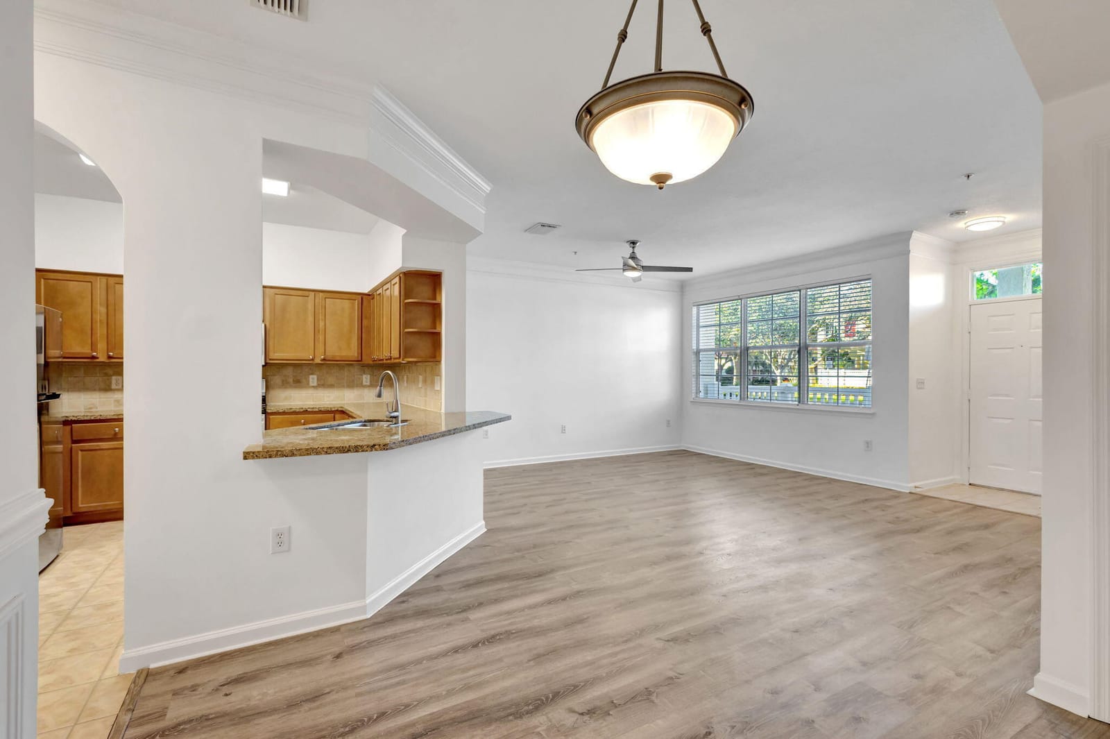 826 DAKOTA Drive 102, Jupiter, FL 33458 photo 8