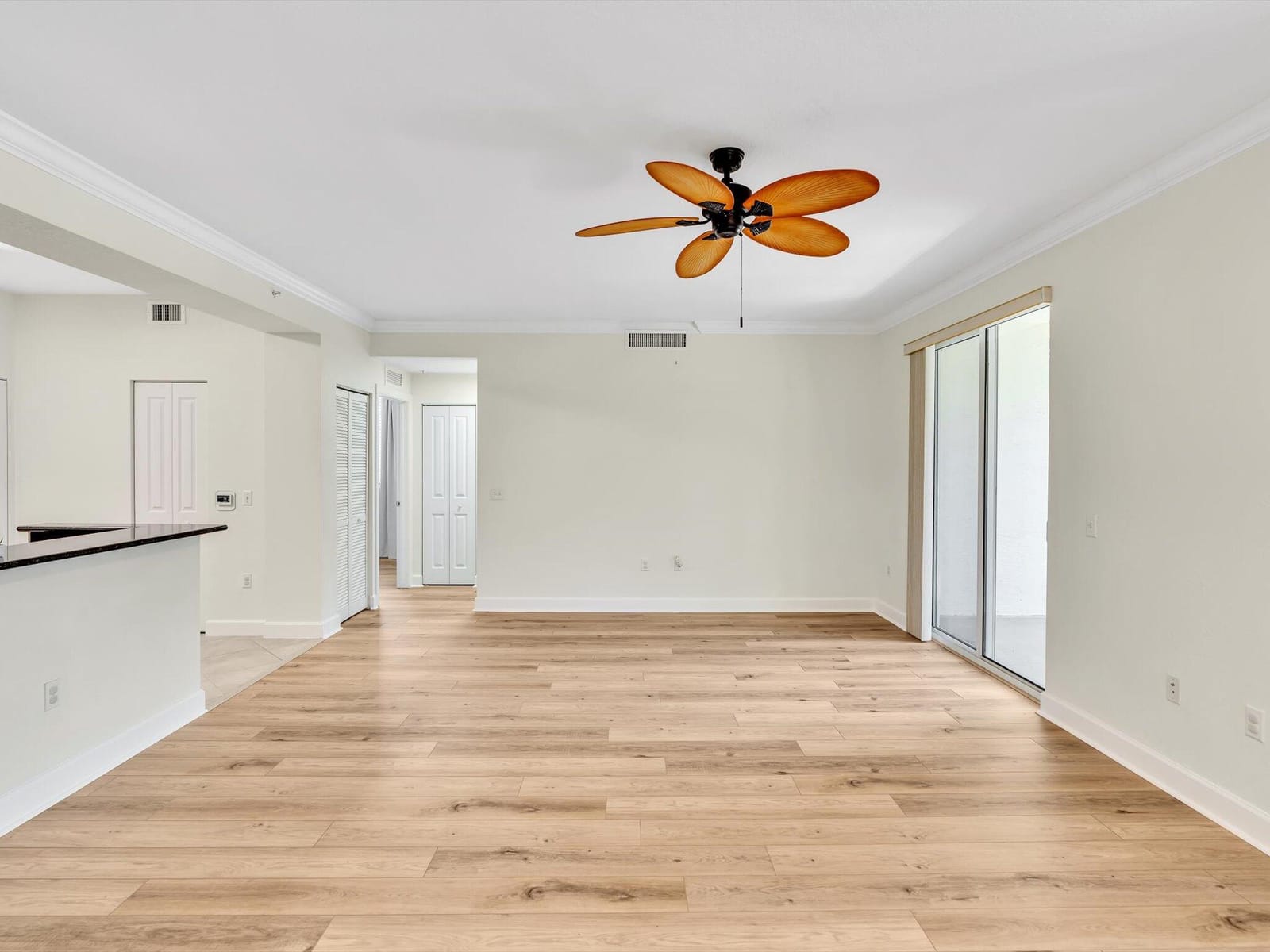 1405 RENAISSANCE Way 405, Boynton Beach, FL 33426 photo 4