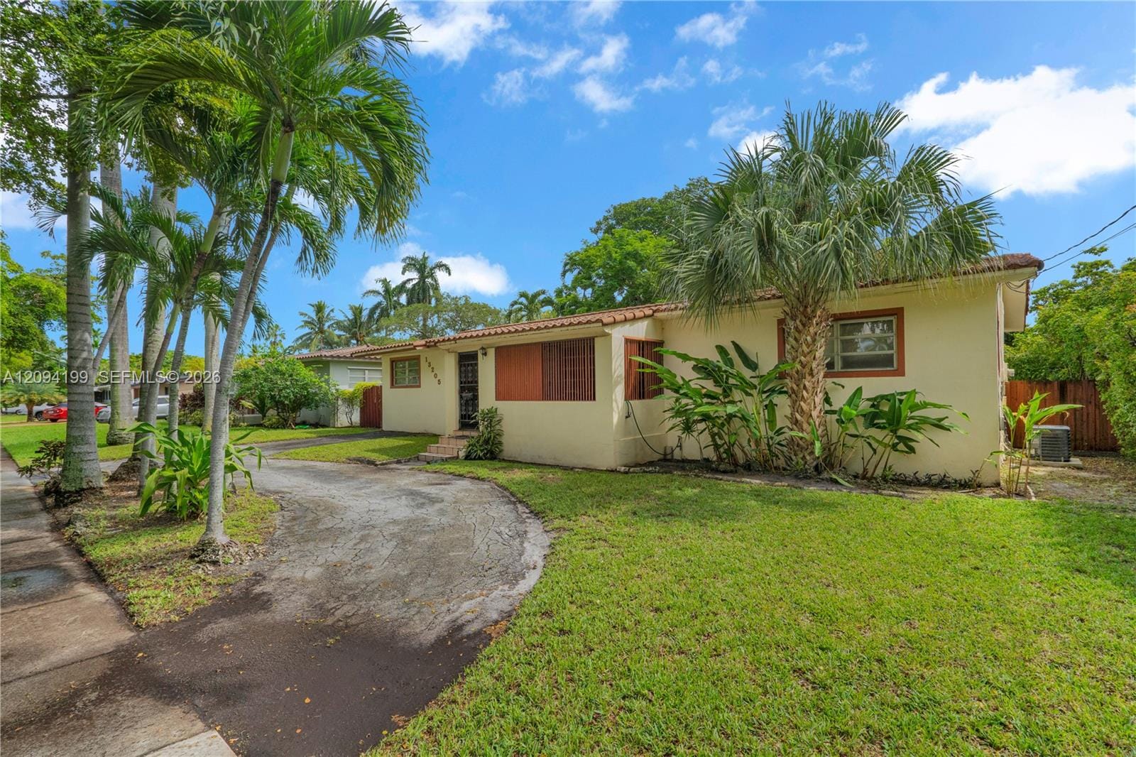 13205 NE 2nd Avenue, North Miami, FL 33161 photo 3