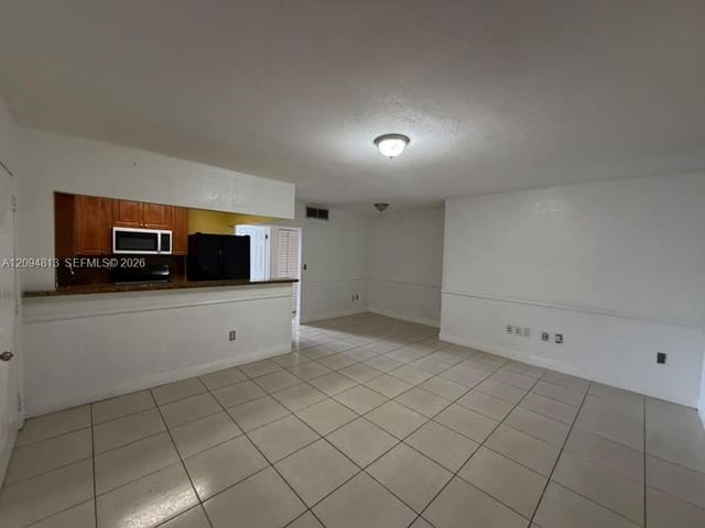 4050 NW 135th Street 16-1, Opa-Locka, FL 33054