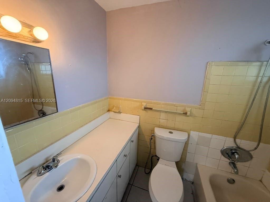 3130 NW 21st Court 10 — photo 6