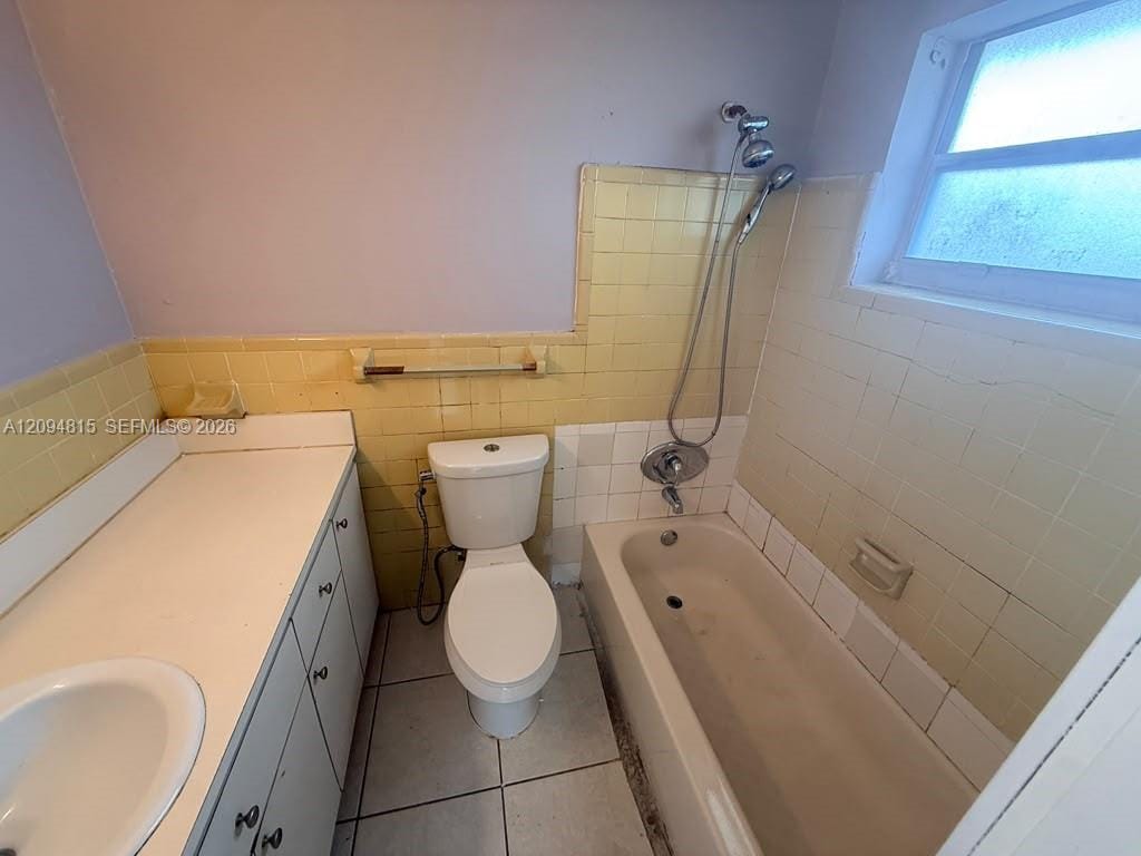 3130 NW 21st Court 10 — photo 7