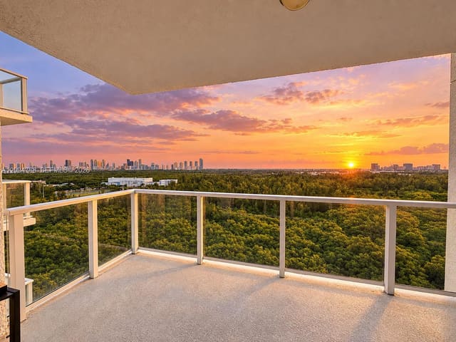 14951 Royal Oaks Lane 1804, North Miami, FL 33181