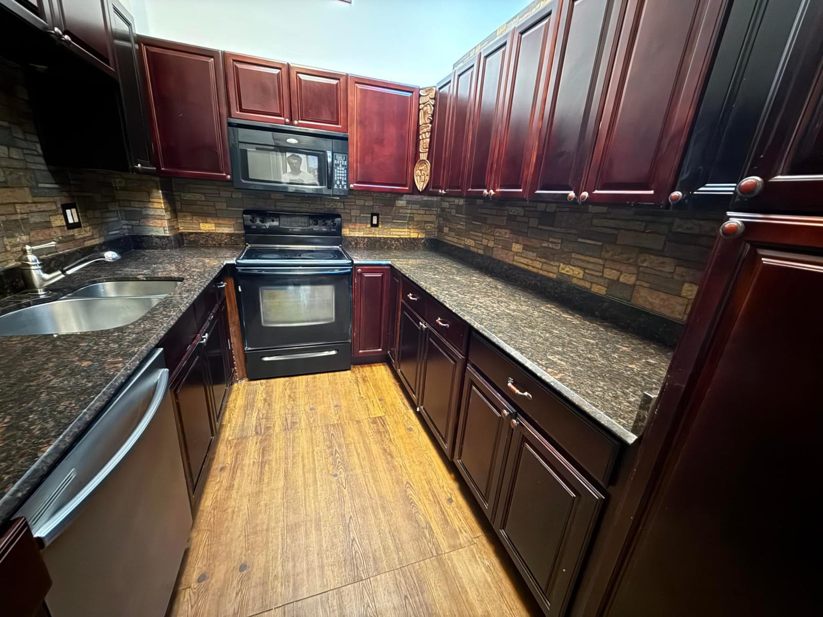1275 Periwinkle Place — photo 6